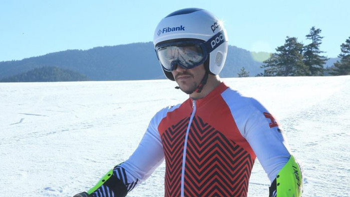 Алберт Попов не завърши първия манш в Загреб